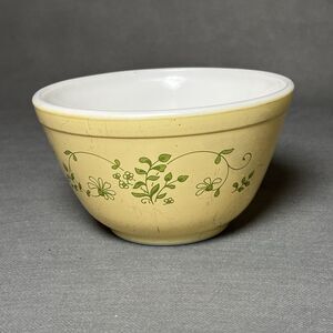 Vintage Pyrex Shenandoah #401 Mixing/Nesting Bowl Vintage Yellow Green-Retro